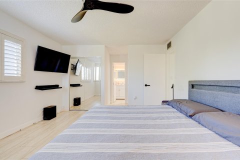 Condo in Plantation, Florida, 2 bedrooms  № 1224936 - photo 8