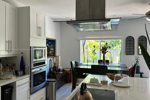 Casa en venta en Miami, Florida, 3 dormitorios, 157.56 m2 № 1397610 - foto 26