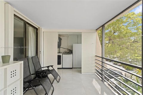 Condo in Aventura, Florida, 3 bedrooms  № 1409416 - photo 30