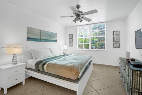 Condo in Aventura, Florida, 3 bedrooms  № 1294736 - photo 10