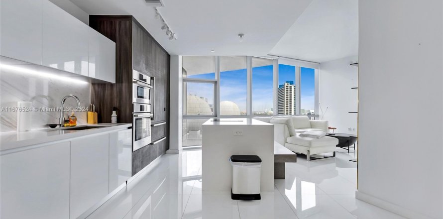 Condo à Miami, Floride, 1 chambre  № 1402617