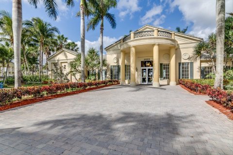 Villa ou maison à vendre à Royal Palm Beach, Floride: 3 chambres, 225.2 m2 № 1065805 - photo 1