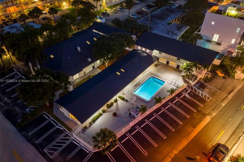 Hôtel, hôtellerie à vendre à Pompano Beach, Floride № 1019706 - photo 24