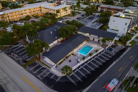 Hôtel, hôtellerie à vendre à Pompano Beach, Floride № 1019706 - photo 10