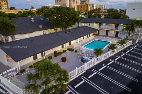 Hotel en venta en Pompano Beach, Florida № 1019706 - foto 11