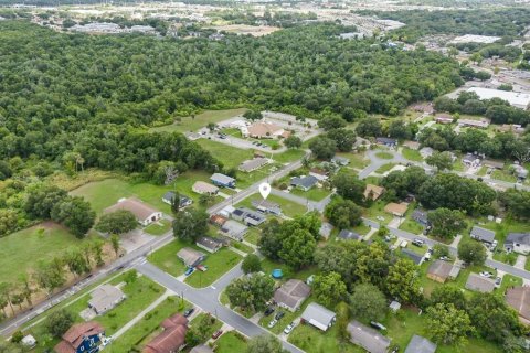 House in Lakeland, Florida 3 bedrooms, 100.52 sq.m. № 1252752 - photo 15