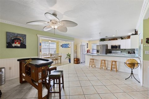 House in Sarasota, Florida 3 bedrooms, 165.18 sq.m. № 1344365 - photo 3