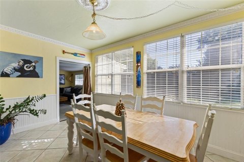 House in Sarasota, Florida 3 bedrooms, 165.18 sq.m. № 1344365 - photo 22