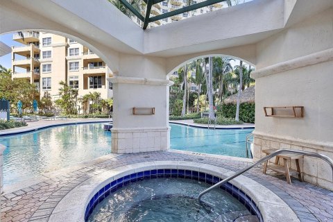 Condominio en venta en Aventura, Florida, 2 dormitorios, 115.66 m2 № 1073138 - foto 6