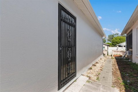 Casa en venta en New Port Richey, Florida, 2 dormitorios, 104.33 m2 № 1379812 - foto 23