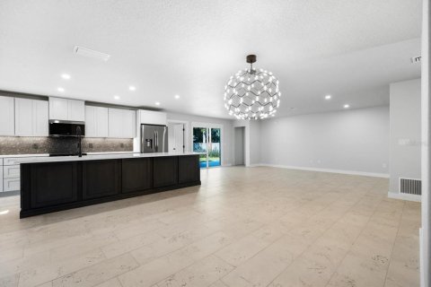 Casa en venta en Edgewater, Florida, 4 dormitorios, 172.8 m2 № 1379850 - foto 16