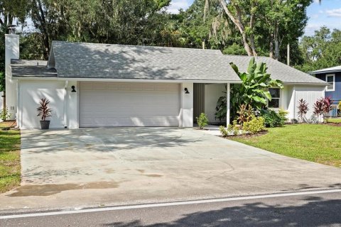 House in Edgewater, Florida 4 bedrooms, 172.8 sq.m. № 1379850 - photo 4