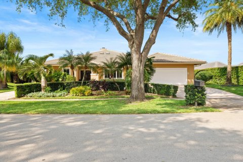 House in West Palm Beach, Florida 4 bedrooms, 313.82 sq.m. № 1061388 - photo 4