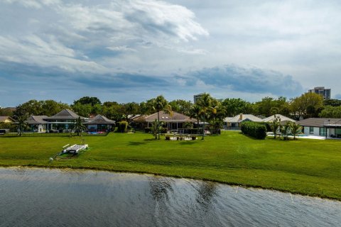 Villa ou maison à vendre à West Palm Beach, Floride: 4 chambres, 313.82 m2 № 1061388 - photo 16