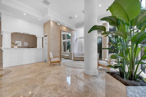 Condo in Miami, Florida, 1 bedroom  № 1405962 - photo 30