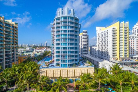 Condo in Miami Beach, Florida, 1 bedroom  № 1405964 - photo 18