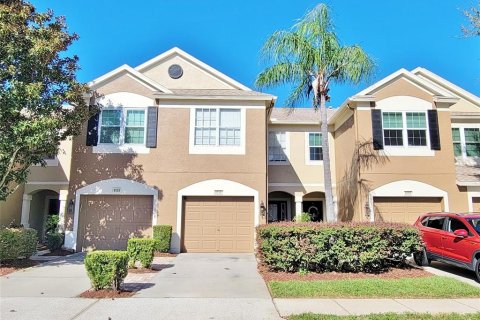 Townhouse in Tampa, Florida 3 bedrooms, 150.97 sq.m. № 1384947 - photo 1