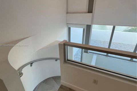 Adosado en venta en Miami Beach, Florida, 3 dormitorios, 222.32 m2 № 1405841 - foto 6