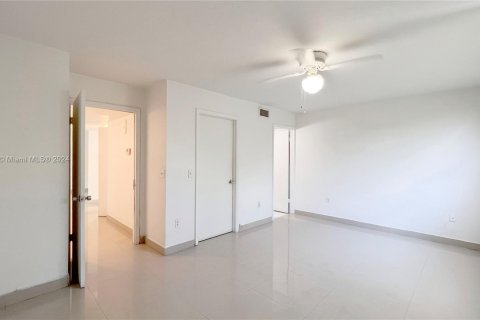 Copropriété à vendre à Doral, Floride: 2 chambres, 111.2 m2 № 1029849 - photo 26
