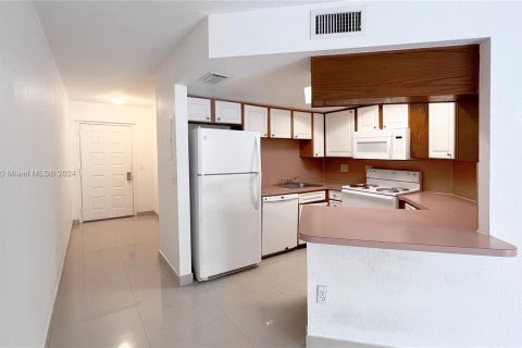 Condominio en venta en Doral, Florida, 2 dormitorios, 111.2 m2 № 1029849 - foto 10