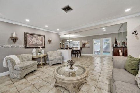 Casa en venta en Miami, Florida, 3 dormitorios, 304.35 m2 № 1078452 - foto 7