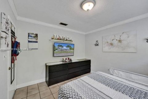 Купить виллу или дом в Майами, Флорида 3 спальни, 304.35м2, № 1078452 - фото 27