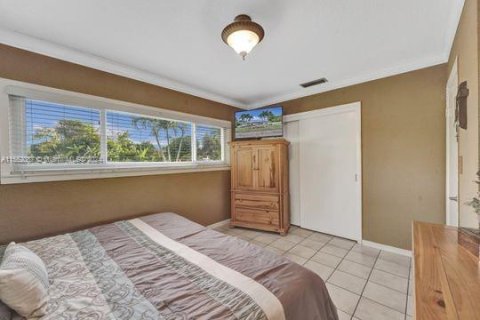 Casa en venta en Miami, Florida, 3 dormitorios, 304.35 m2 № 1078452 - foto 23