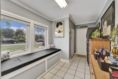 Casa en venta en Miami, Florida, 3 dormitorios, 304.35 m2 № 1078452 - foto 17