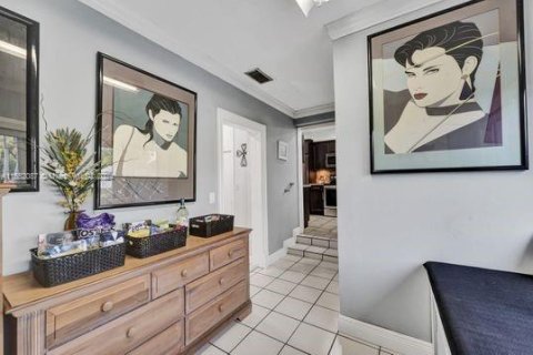 Casa en venta en Miami, Florida, 3 dormitorios, 304.35 m2 № 1078452 - foto 19