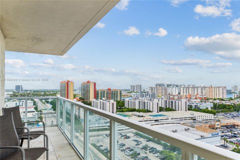 Condominio en venta en Sunny Isles Beach, Florida, 2 dormitorios, 132.2 m2 № 1223462 - foto 20