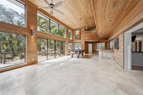 Casa en venta en Pinecrest, Florida, 4 dormitorios, 416.2 m2 № 1225134 - foto 5