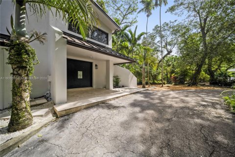 Casa en venta en Pinecrest, Florida, 4 dormitorios, 416.2 m2 № 1225134 - foto 29