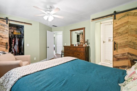 Condo in Stuart, Florida, 3 bedrooms  № 1221608 - photo 16