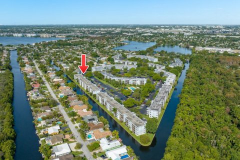 Condominio en venta en Oakland Park, Florida, 2 dormitorios, 90.58 m2 № 1221606 - foto 11