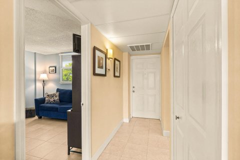 Copropriété à vendre à Oakland Park, Floride: 2 chambres, 90.58 m2 № 1221606 - photo 28