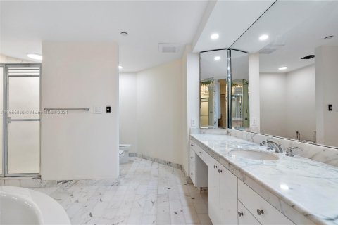 Copropriété à vendre à Aventura, Floride: 2 chambres, 219.25 m2 № 1358922 - photo 22