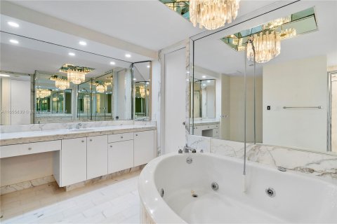 Copropriété à vendre à Aventura, Floride: 2 chambres, 219.25 m2 № 1358922 - photo 21