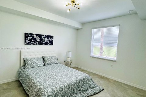 Apartamento en alquiler en Ave Maria, Florida, 2 dormitorios № 1183983 - foto 17