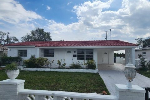 House in Lauderhill, Florida 3 bedrooms, 100.89 sq.m. № 1059285 - photo 2