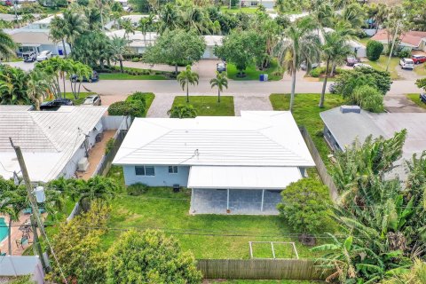 Villa ou maison à vendre à Pompano Beach, Floride: 2 chambres, 117.24 m2 № 1072703 - photo 7