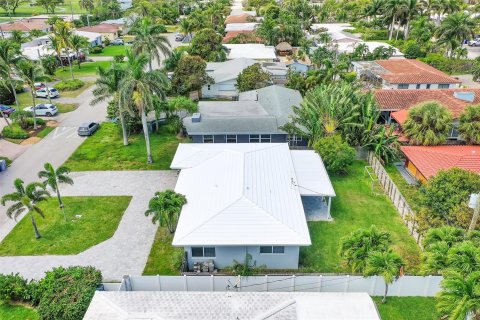 House in Pompano Beach, Florida 2 bedrooms, 117.24 sq.m. № 1072703 - photo 8