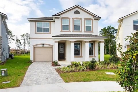 Casa en venta en Kissimmee, Florida, 7 dormitorios, 329.25 m2 № 1324715 - foto 1