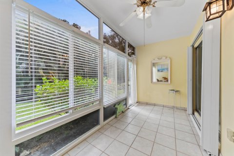 Condo in Stuart, Florida, 1 bedroom  № 1051035 - photo 10