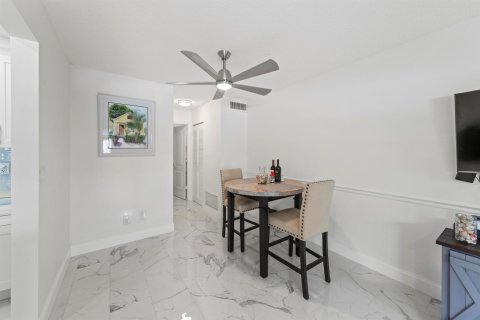 Condominio en venta en Stuart, Florida, 1 dormitorio, 64.66 m2 № 1051035 - foto 9
