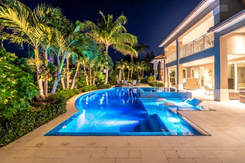 Villa ou maison à vendre à Riviera Beach, Floride: 4 chambres, 319.31 m2 № 1051080 - photo 29