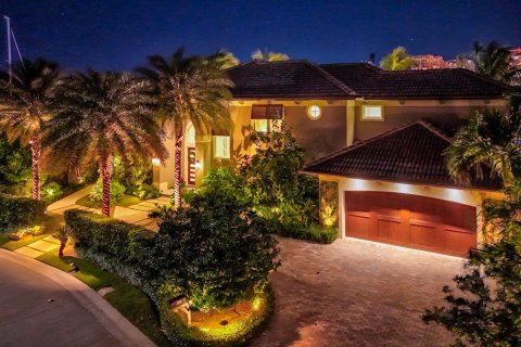 Villa ou maison à vendre à Riviera Beach, Floride: 4 chambres, 319.31 m2 № 1051080 - photo 25