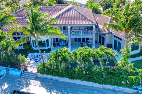 Villa ou maison à vendre à Riviera Beach, Floride: 4 chambres, 319.31 m2 № 1051080 - photo 21