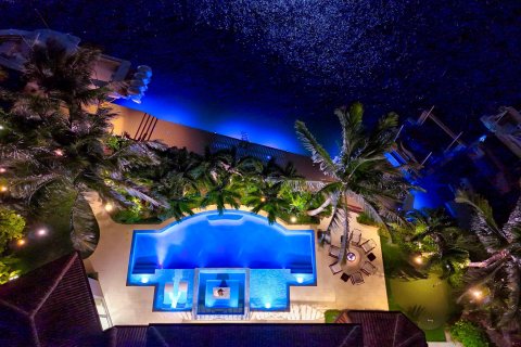 Villa ou maison à vendre à Riviera Beach, Floride: 4 chambres, 319.31 m2 № 1051080 - photo 27