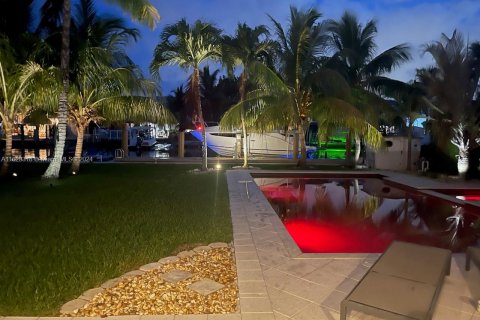 Casa en venta en North Miami, Florida, 3 dormitorios, 169.27 m2 № 1309498 - foto 19