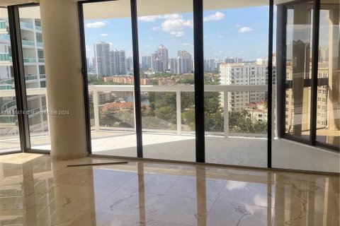 Condominio en venta en Aventura, Florida, 2 dormitorios, 229.47 m2 № 1230095 - foto 5